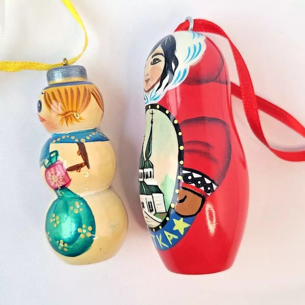 Sitka Alaska Christmas Ornament Lot Lacquered Wood Hand Painted Folk Art Vintage - Picture 2 of 7